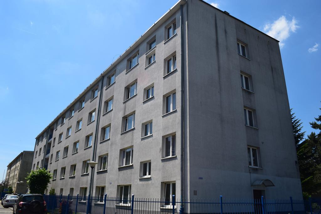 A Pousada Dom Studencki Atol Cracóvia Exterior foto